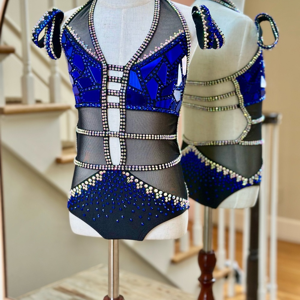 *Ladance competition Dance Costume Black & Blue Size CS